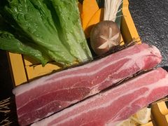 -嘿嘟嘟·肋条烧肉放题(爱融荟城店)