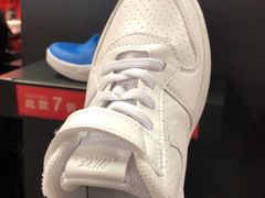 -NIKE上海青浦优选体验店