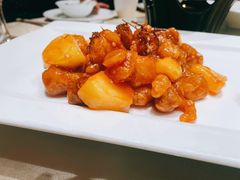 菠萝咕咾肉-王府井酒店(金桥港湾店)