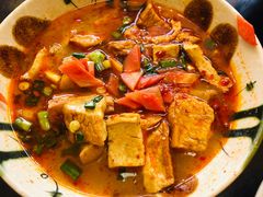 -蓝田九大碗民俗食府(蓝田店)