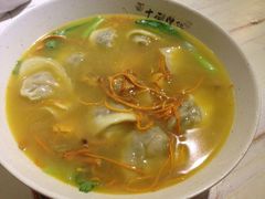 馄饨-十面欢腾·海鲜面·台式Bistro(长乐路店)