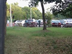 -佘山地铁站-停车场