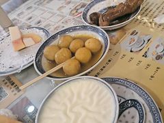 -广信牛奶甜品世家(台东店)