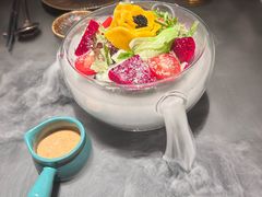 -蟹犇前•帝王蟹雪蟹(陆家嘴店)