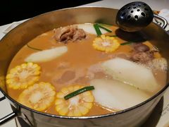 -肥仔文澳门猪骨煲(南京西路店)