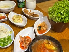 -鲁邦国际风情街(麦世达韩国精品百货店)