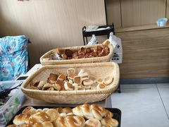 -秀云俄罗斯列巴屋(军星小区店)