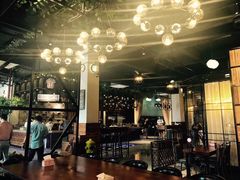 大堂-谁的咖啡·简餐(甪直店)
