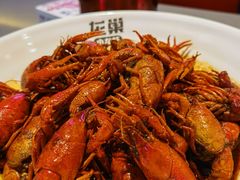 -龙巢盱眙龙虾·牛蛙·烧烤宵夜(八卦岭店)