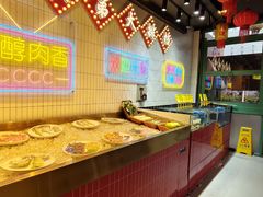-黄弟大排档·湖南菜·小龙虾·小海鲜(凯旋北路店)