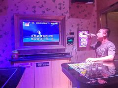 -歌迷量贩KTV(南阳路店)