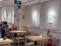 -白沙肴·长沙米粉.小炒湘菜(地王店)