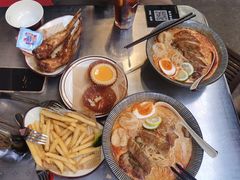 -兴华里茶记(禅城同济首店)