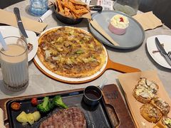 -必胜客餐厅(昆百大泰业城店)