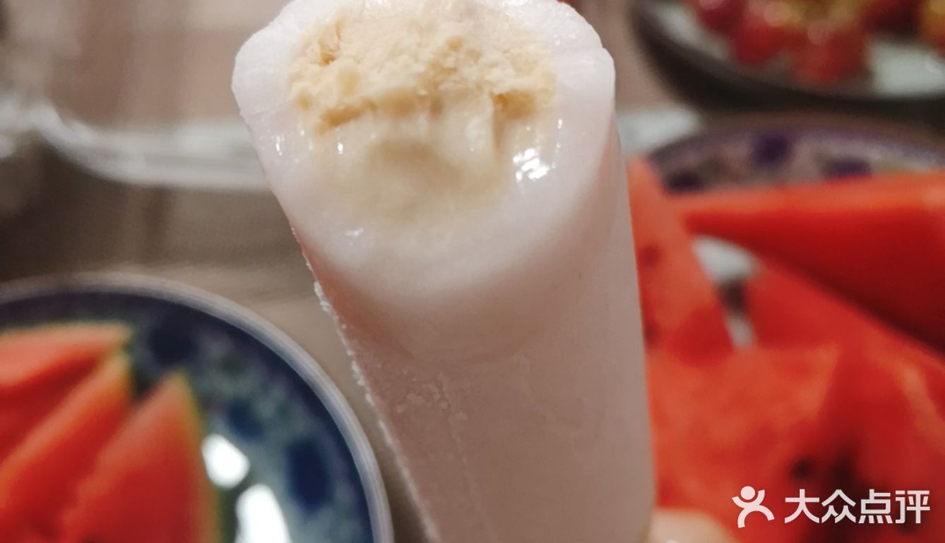 【meiji白桃乌龙】 盒子没拍，找了张网图