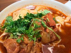 -顺溜·手工刀削面·黑金店(铜锣湾店)