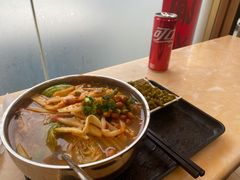 -卓雅桂林米粉