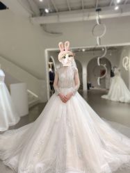 -艾米丽婚纱礼服