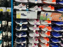 -迪卡侬(西三旗店)