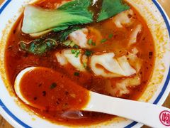 红油龙抄手-蓉李记成都名小吃(武汉菱角湖万达店)