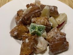 菠萝油条虾-渔太泰漓江小馆·广西融合菜(西街店)