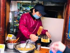 -玛马艾脆皮水磨年糕(湖北路87-89小区店)