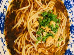 -碗里捞川渝特色面(沙河玖耀里店)