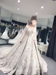 -艾米丽婚纱礼服