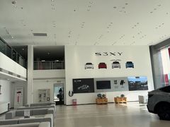 -TESLA 特斯拉(北京后沙峪特斯拉中心)