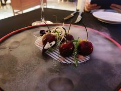 鹅肝慕斯杂梅果酱-圣丰索菲特·法国餐厅