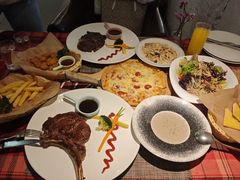 -又见马甲M8融合西餐厅(体育中心店)