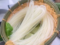 -喃喃椰·糟粕醋·椰子鸡火锅(七堡花园店)