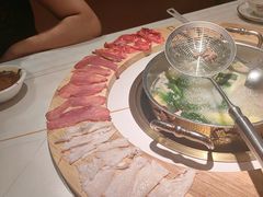 -牛人日志·鲜牛肉骨汤火锅(万科里瑧店)