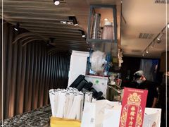 -湊湊火锅·茶憩(南京东路悦荟店)