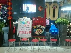 门面-张氏宽窄巷成都名小吃(茂业百货华强北店)