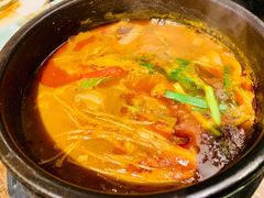 -明洞阿姨·韩式酱蟹烤肉·创意料理(三元桥店)