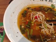 -兵哥豌豆面(雅颂居店)