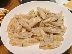 -黄泥岗·地道湖北菜(奥特莱斯店)