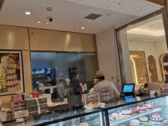 -花花卷卷·鲜食蛋糕(静安久光百货店)