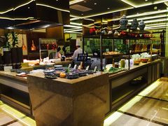 -大中华希尔顿酒店-念自助餐·嗨啤·小龙虾