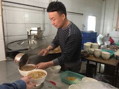 -清真马杰山牛肉汤馆