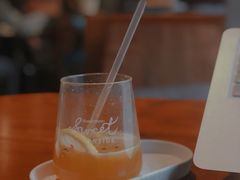 盛夏-初见咖啡(青大路店)