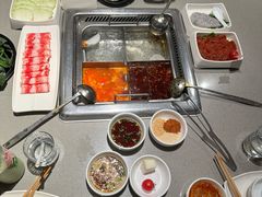 -海底捞火锅(珠影星光城夜宵主题店)