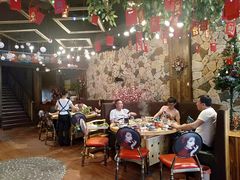 大堂-顶顶汤火牛排火锅·经典铜锅涮肉