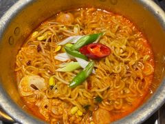 辛拉面-富乐满韩国正宗炸鸡韩国料理(虹泉路店)