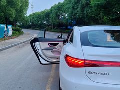 -泰州之星奔驰4S店(海陵店)