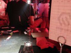 -Club Queen皇后酒吧
