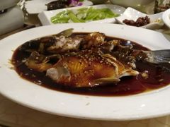 -楼外楼·停车场