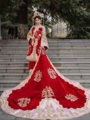 -伯瓷皇后婚纱艺术空间