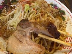 二郎系拉面-拉面莊夢語＆中华料理八椿